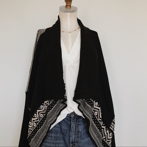 Aztec Print Cardigan - Picture 1 of 3